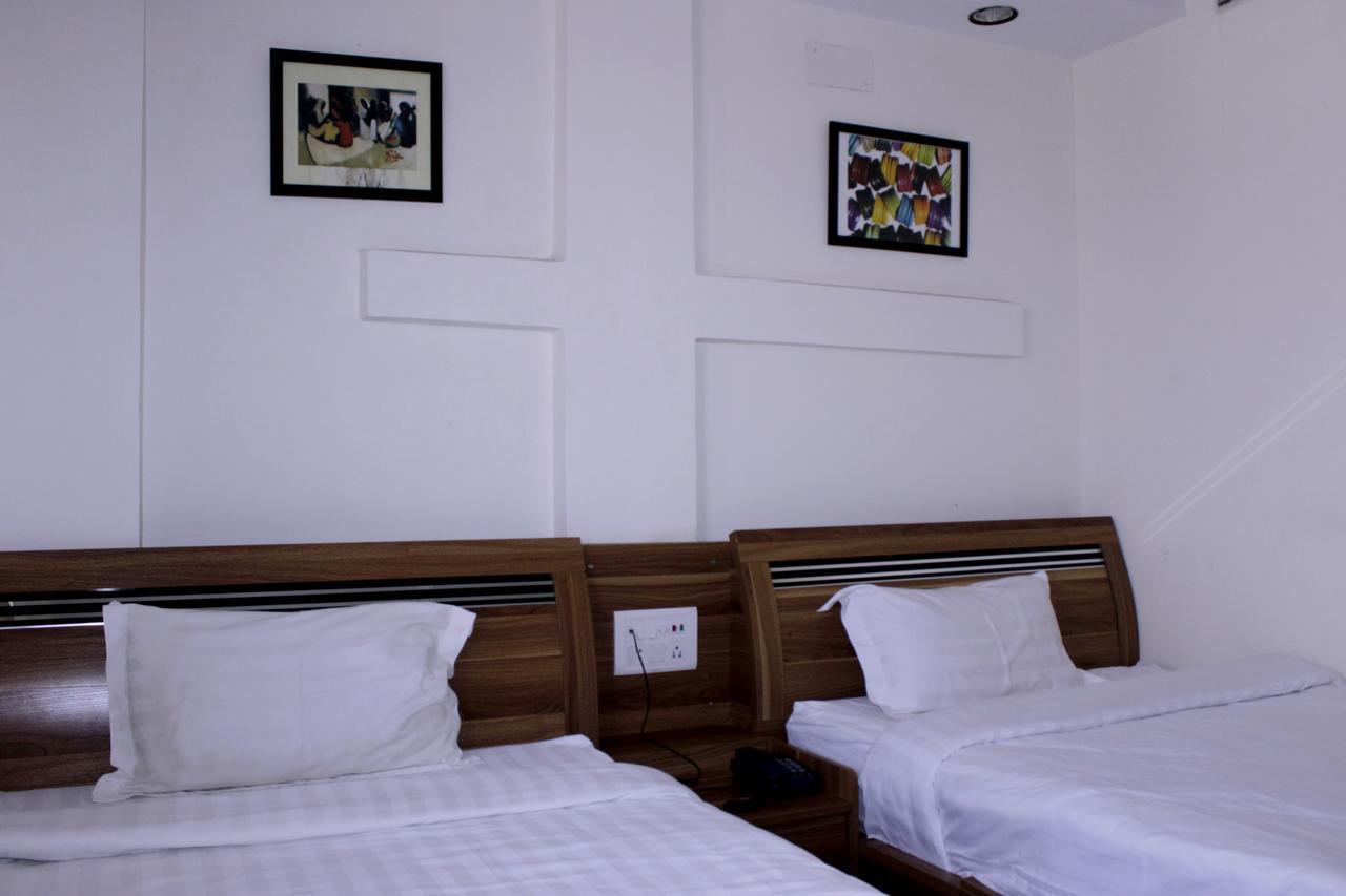 Hotel Akash Sarovar بوروليا الغرفة الصورة